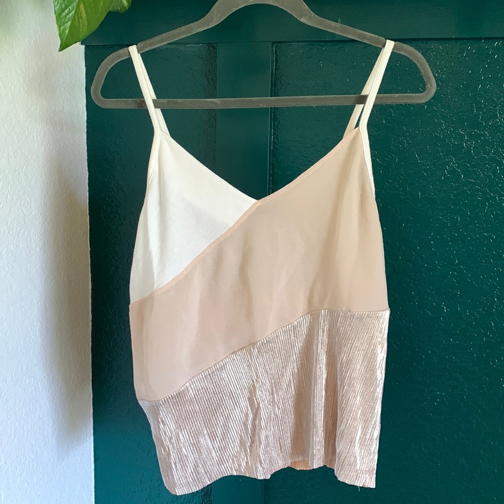 Harlowe & Graham large sleeveless blouse